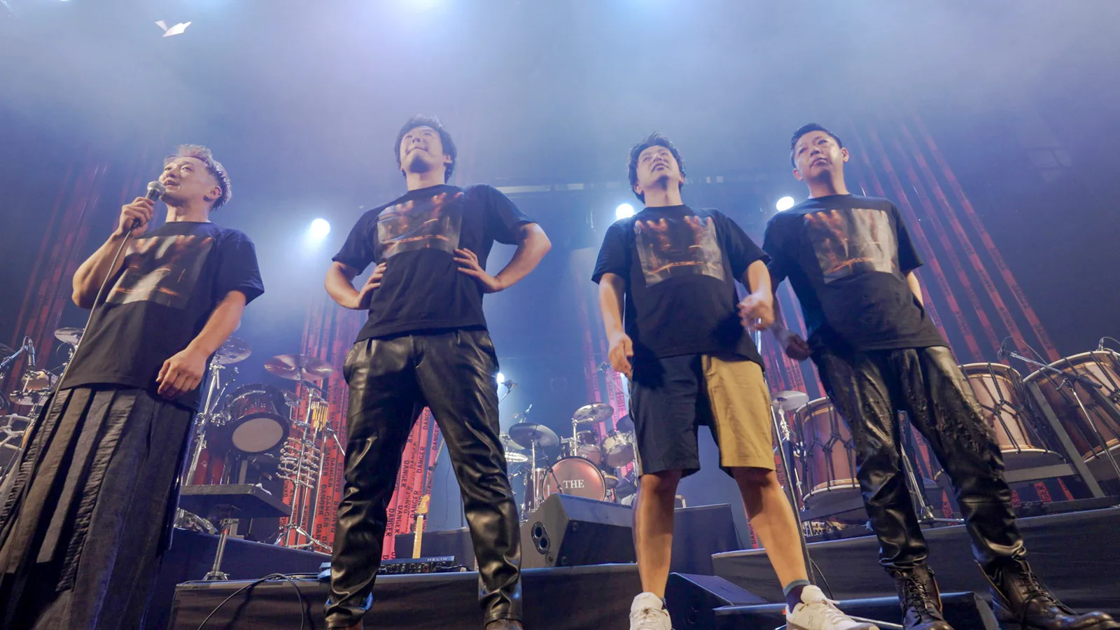 THE 4th LIVEの終演時にステージへ並ぶメンバー
